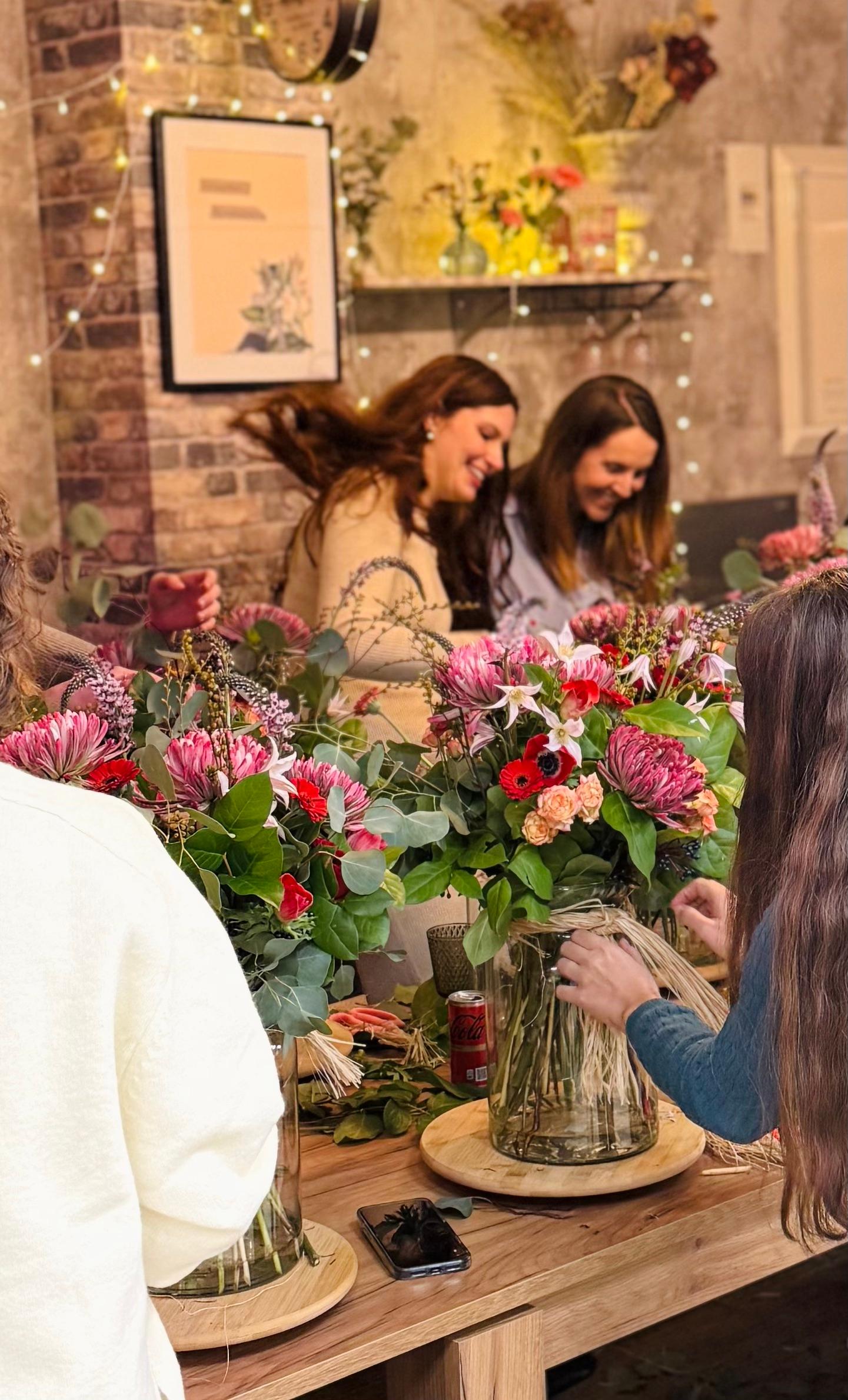 Taller – Flores en jarrón: técnica y estilo