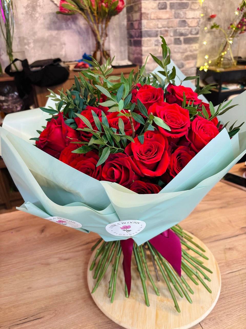 Rosas Rojas Frescas Madrid centro Lumea Bloms 