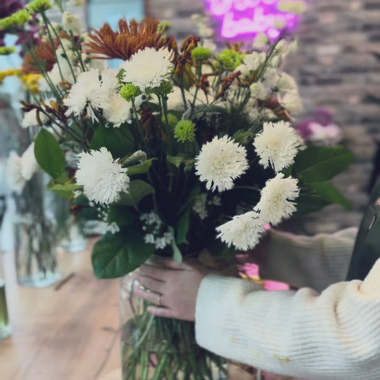 Lumea Blooms Taller Flores en Jarrón Madrid